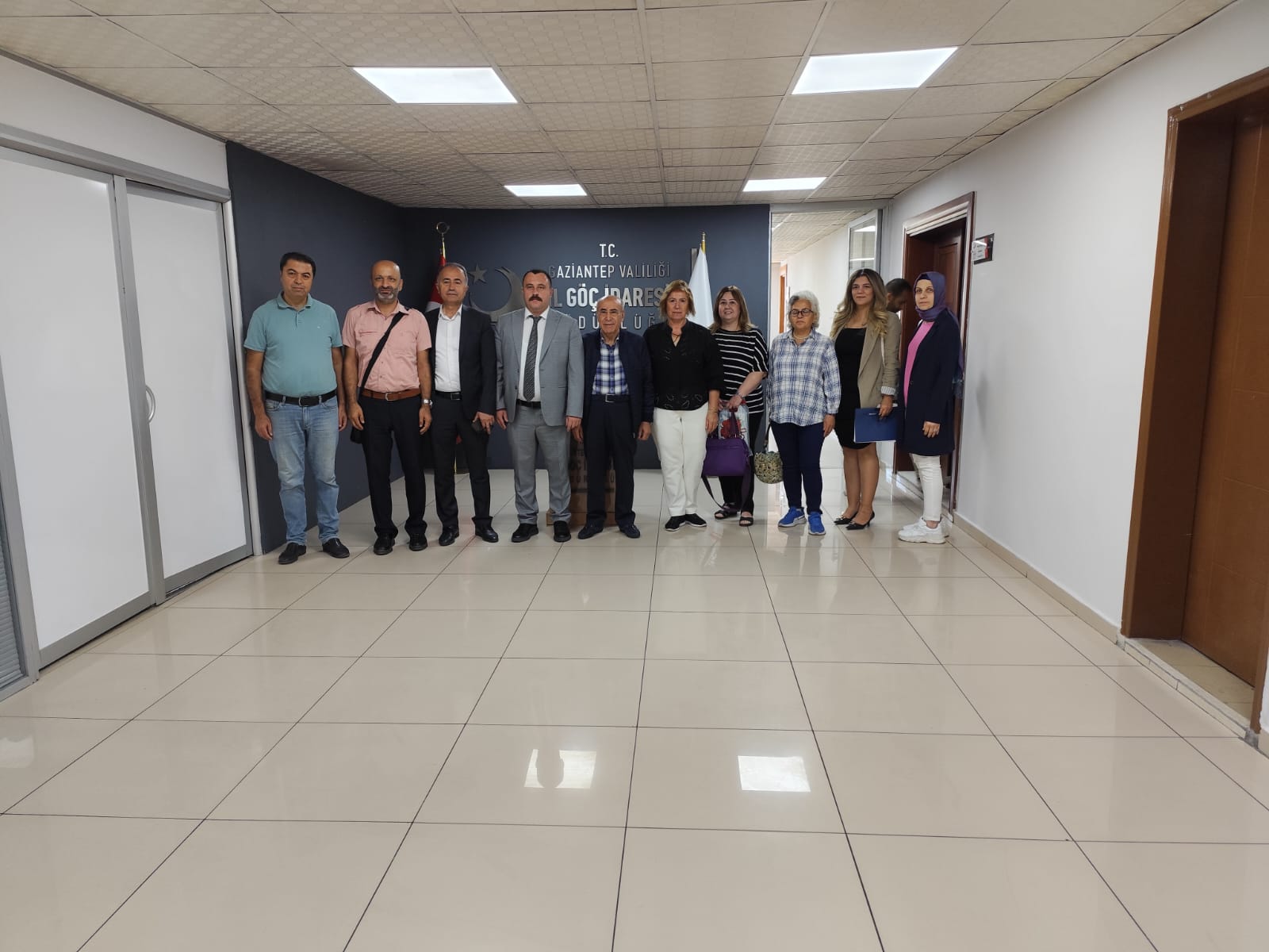  Göç ve Sığınmacılar Çalışma Grubumuz'dan Gaziantep İl Göç İdaresi Müdürü Sayın Mehmet Erkoç'a ziyaret 