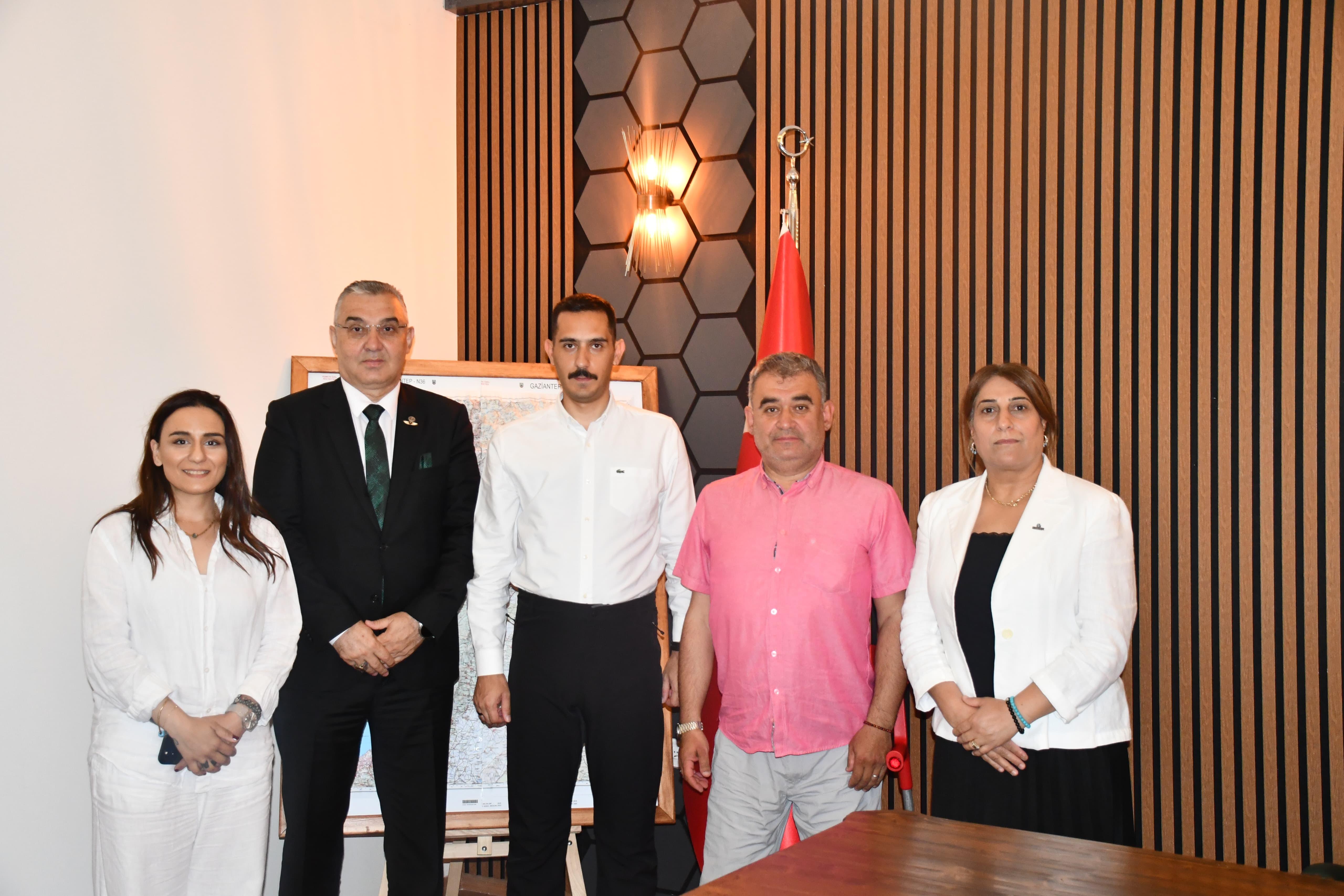 ENGELLİ MECLİSİNDEN ISLAHİYE KAYMAKAMINA ZİYARET