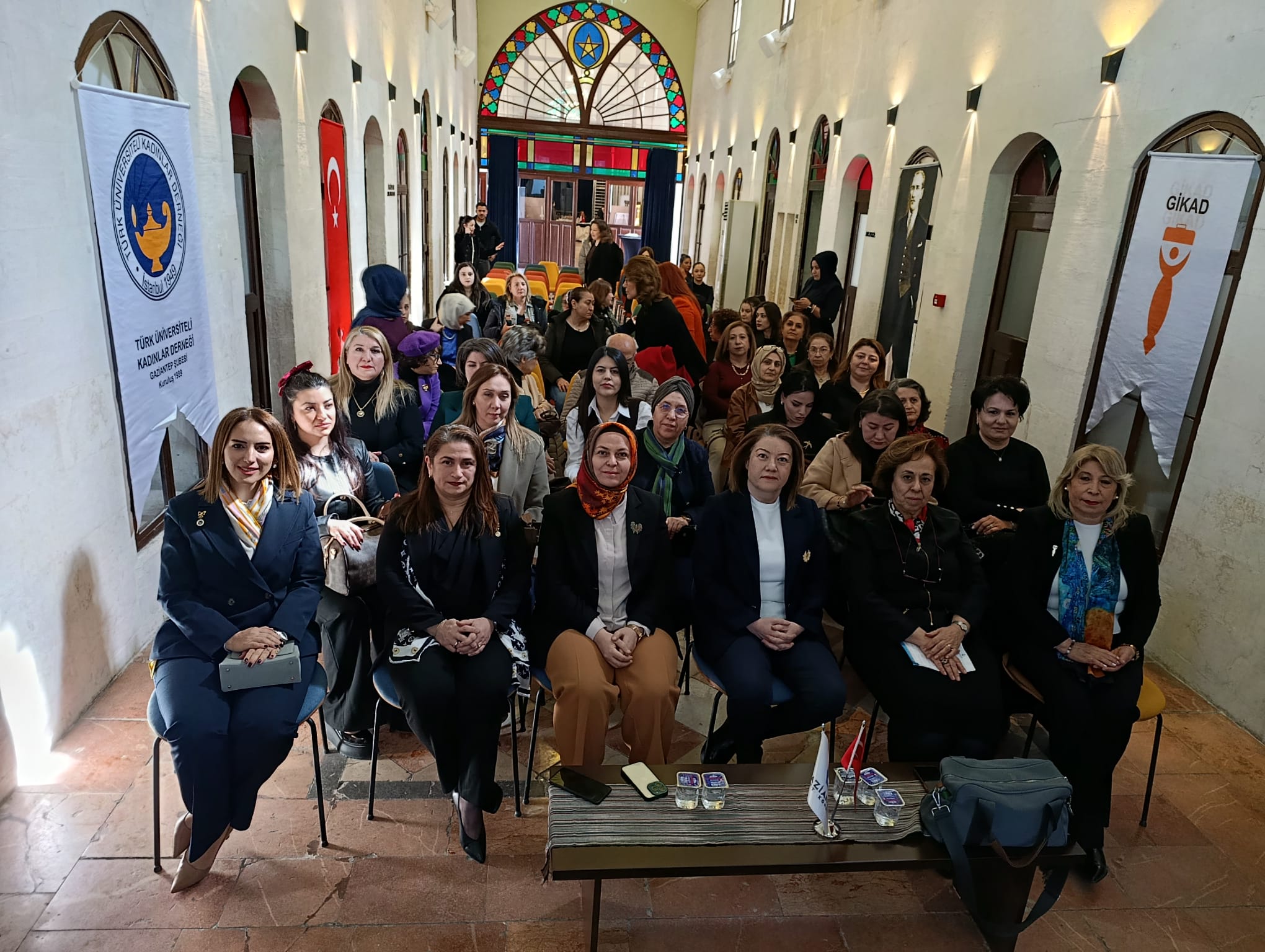 Kadın Meclisi'nden “İlham Veren Kadınlar” paneli